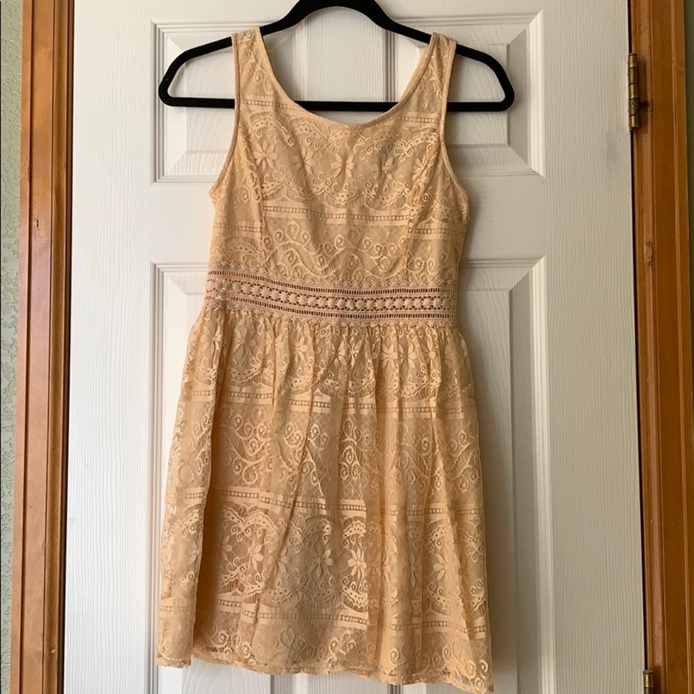 Forever 21 Peach/Beige Lace Dress